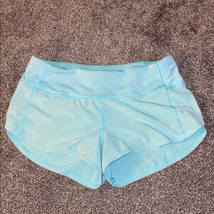 lululemon speed up shorts | low rise 2.5” in light blue